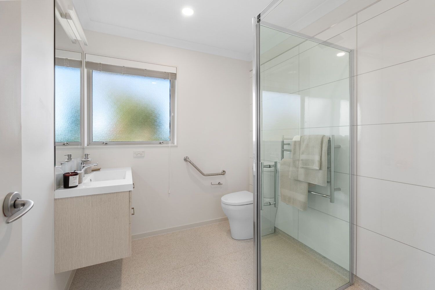 property carousel image 12