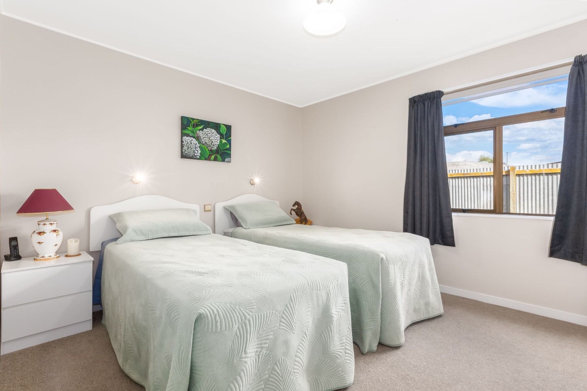 property carousel image 12