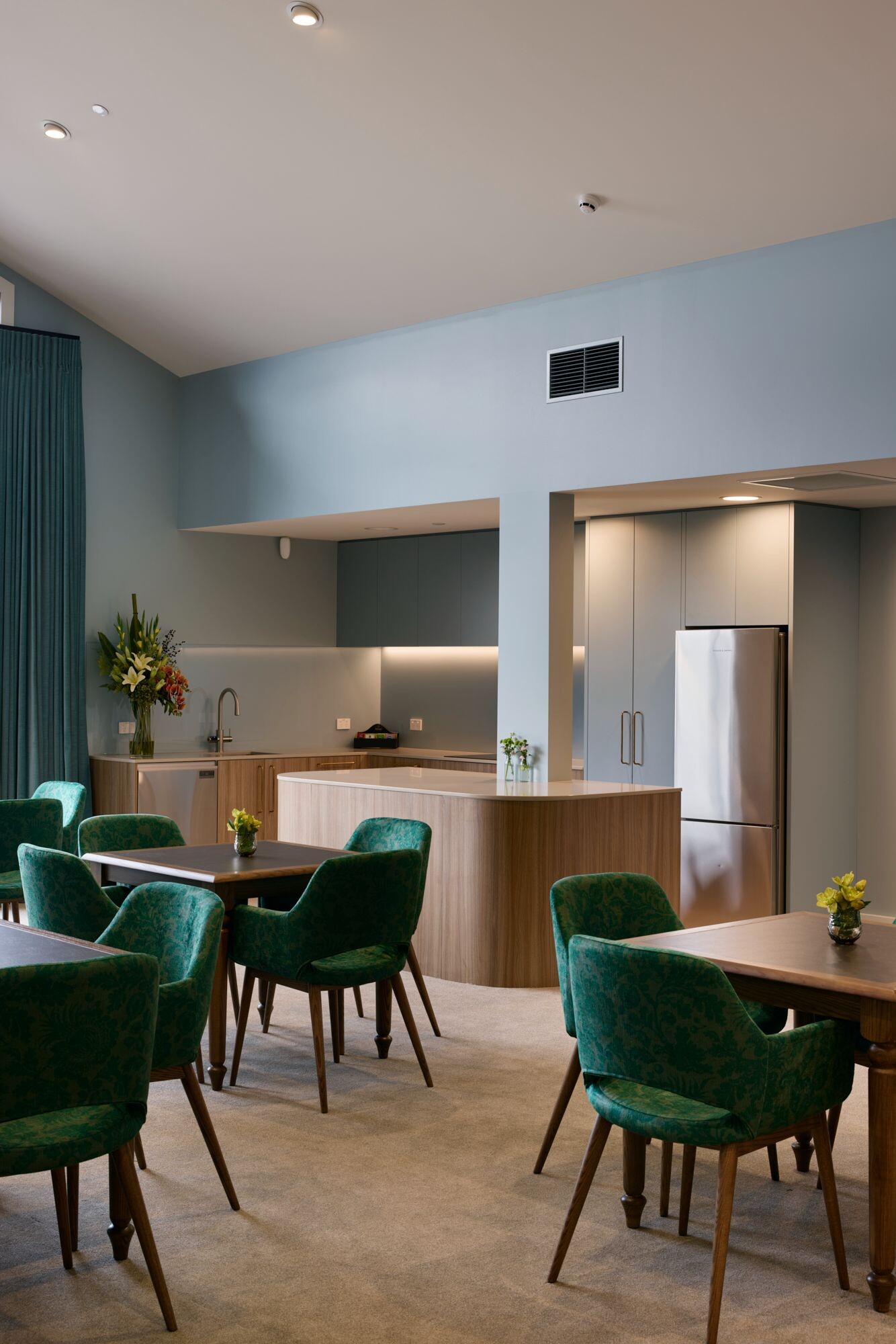 property carousel image 11