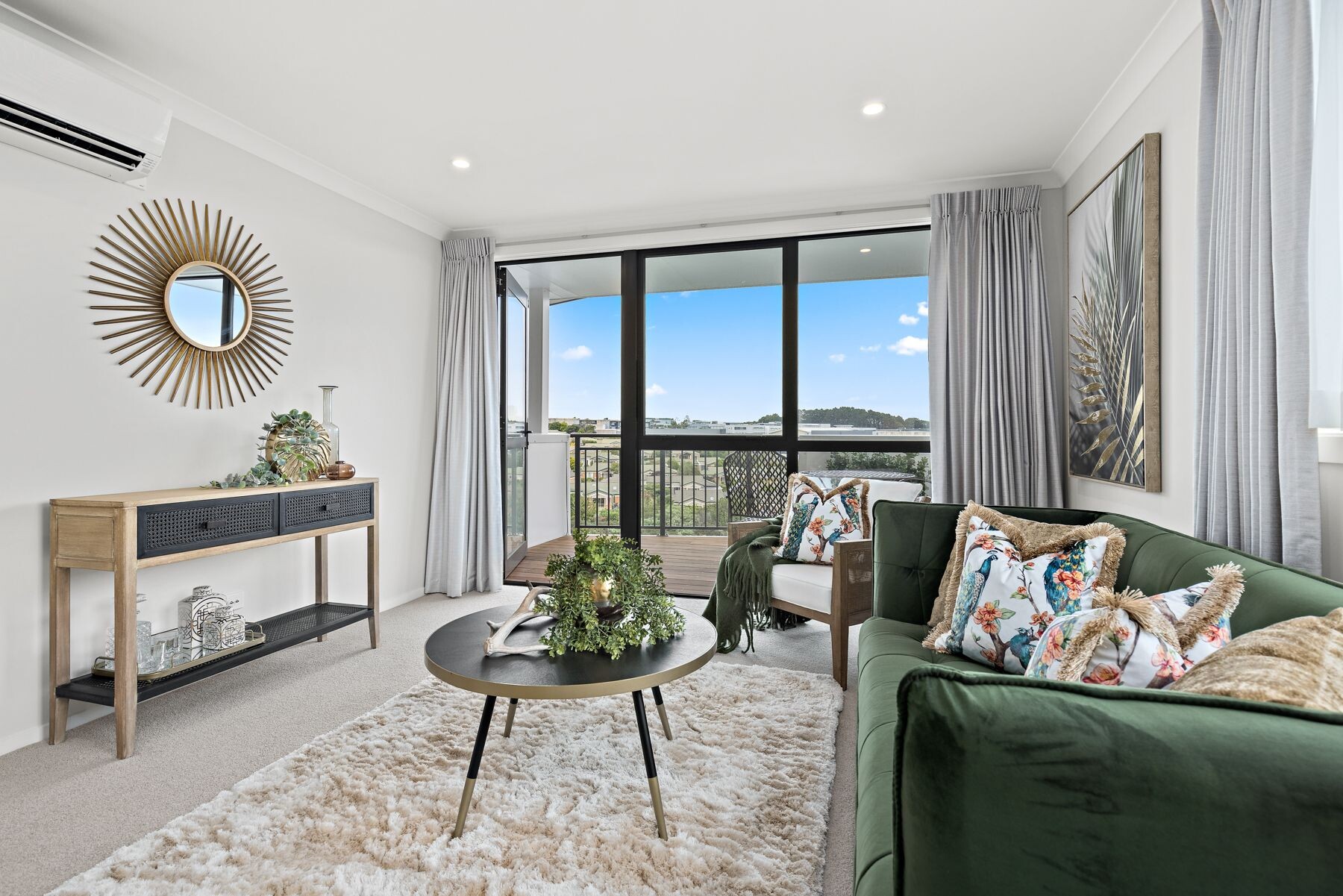 property carousel image 3