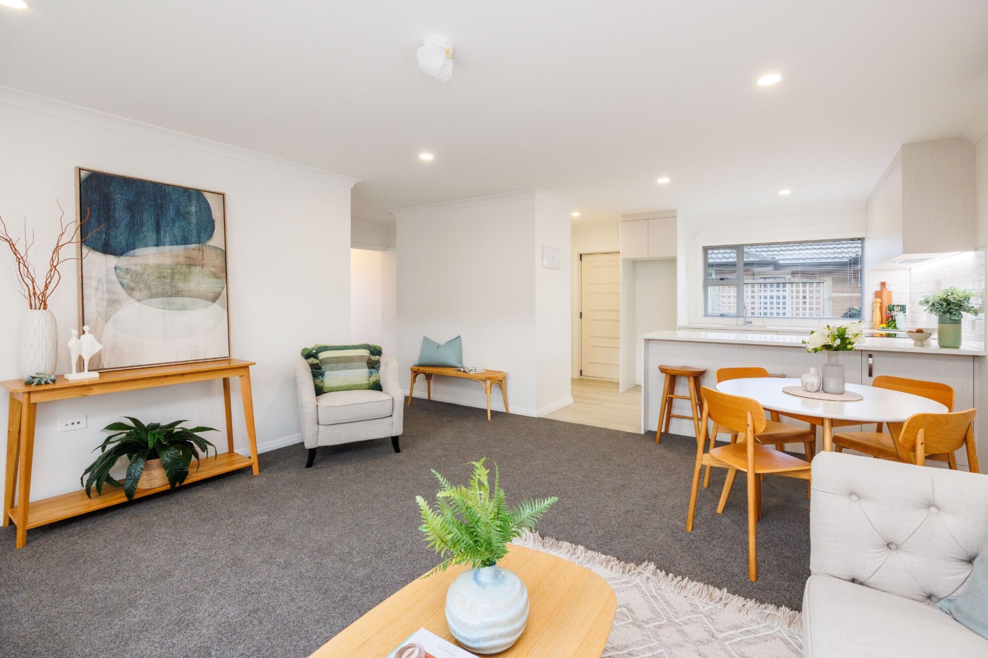 property carousel image 1