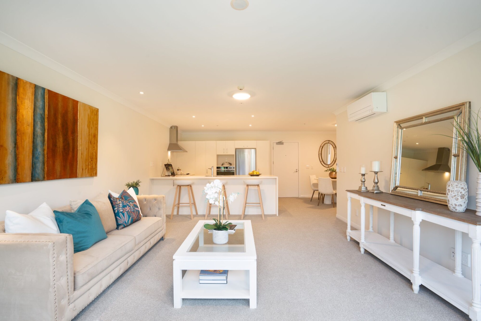 property carousel image 1