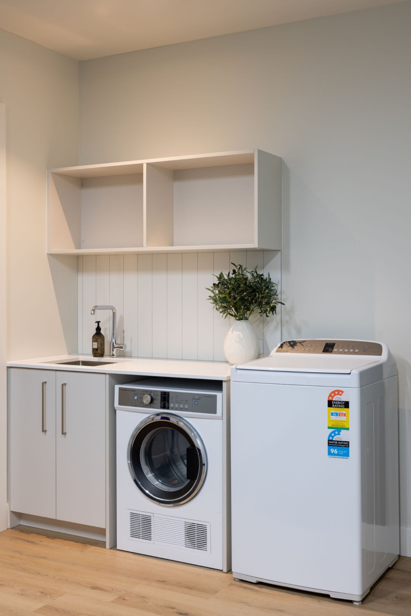 property carousel image 8