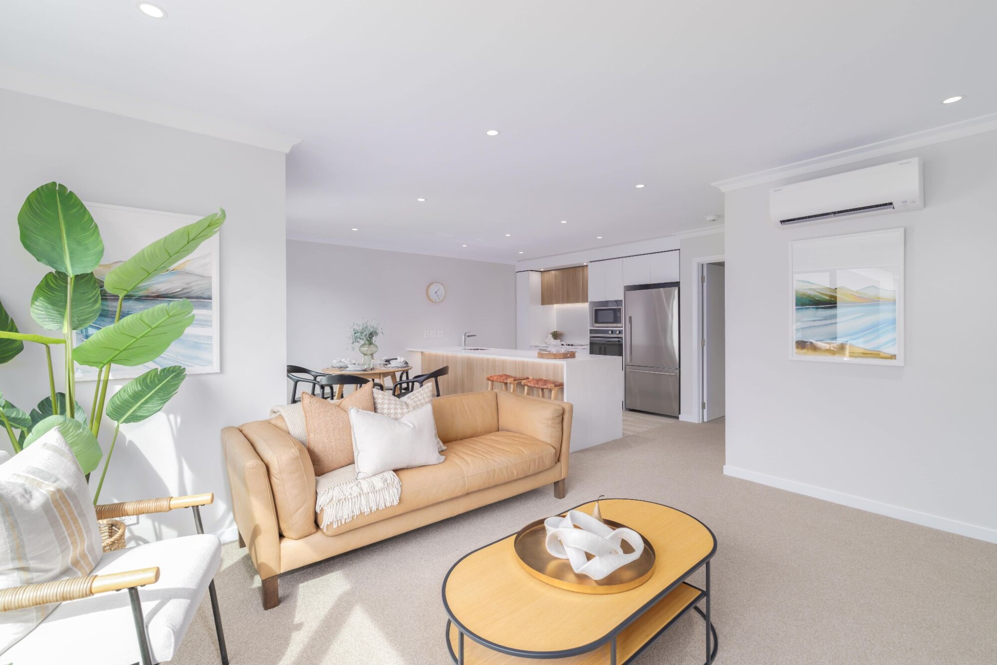 property carousel image 1