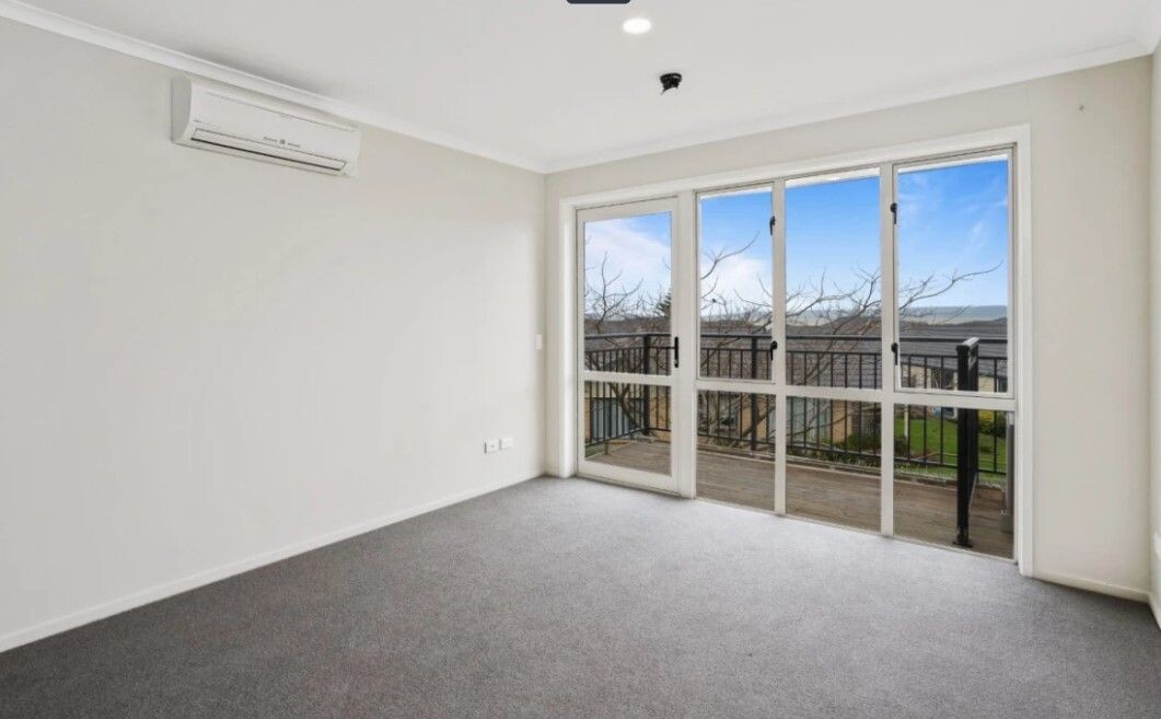 property carousel image 1