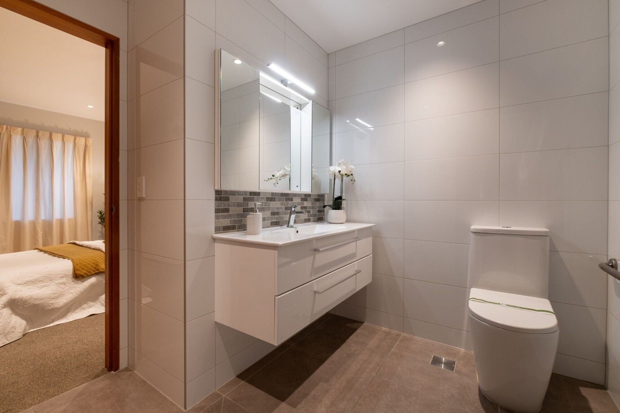 property carousel image 7