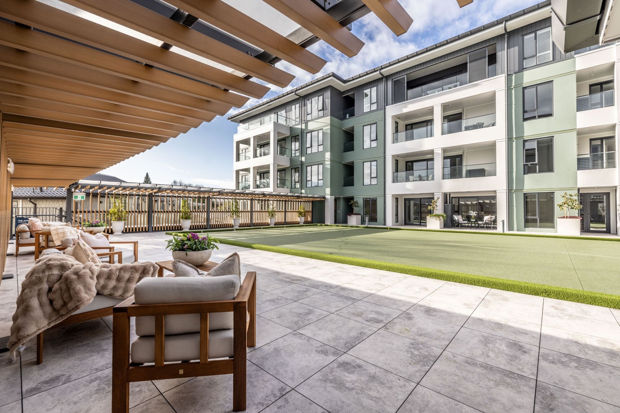 property carousel image 1