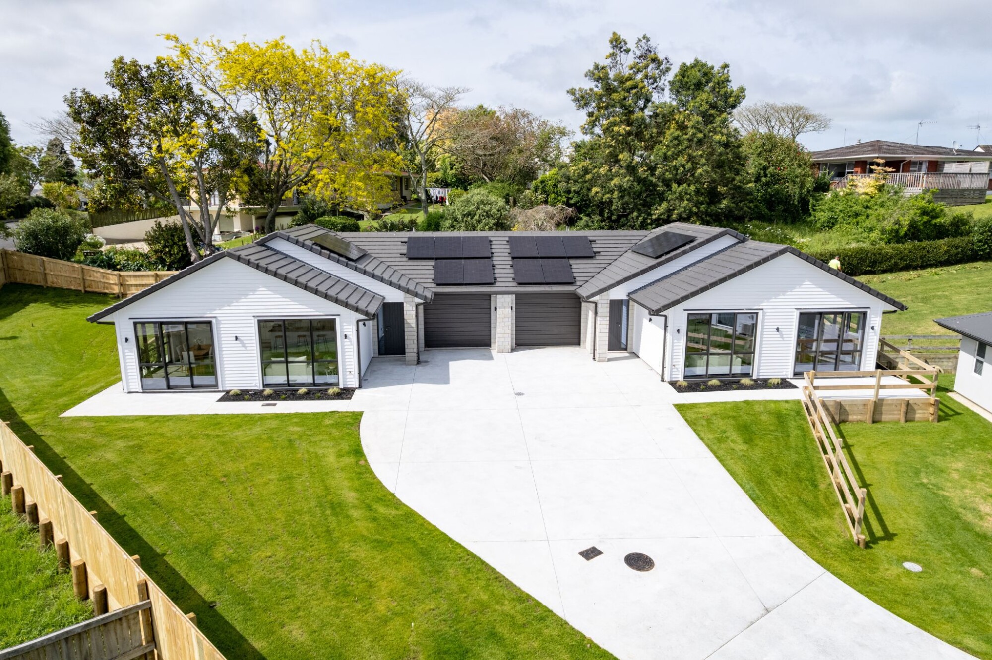 property carousel image 16