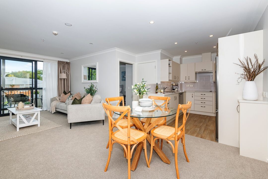 property carousel image 3