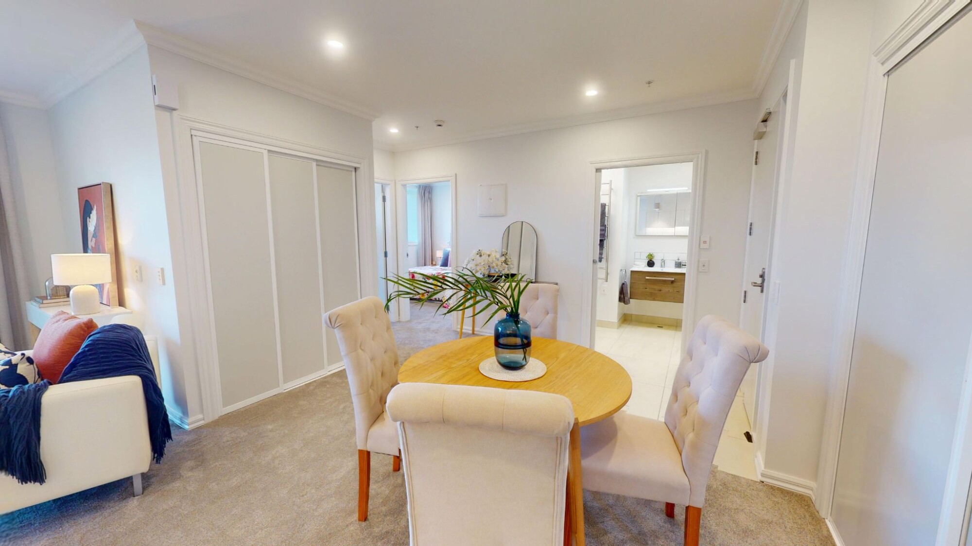 property carousel image 3