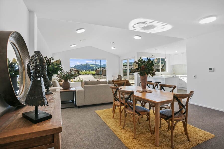 property carousel image 2