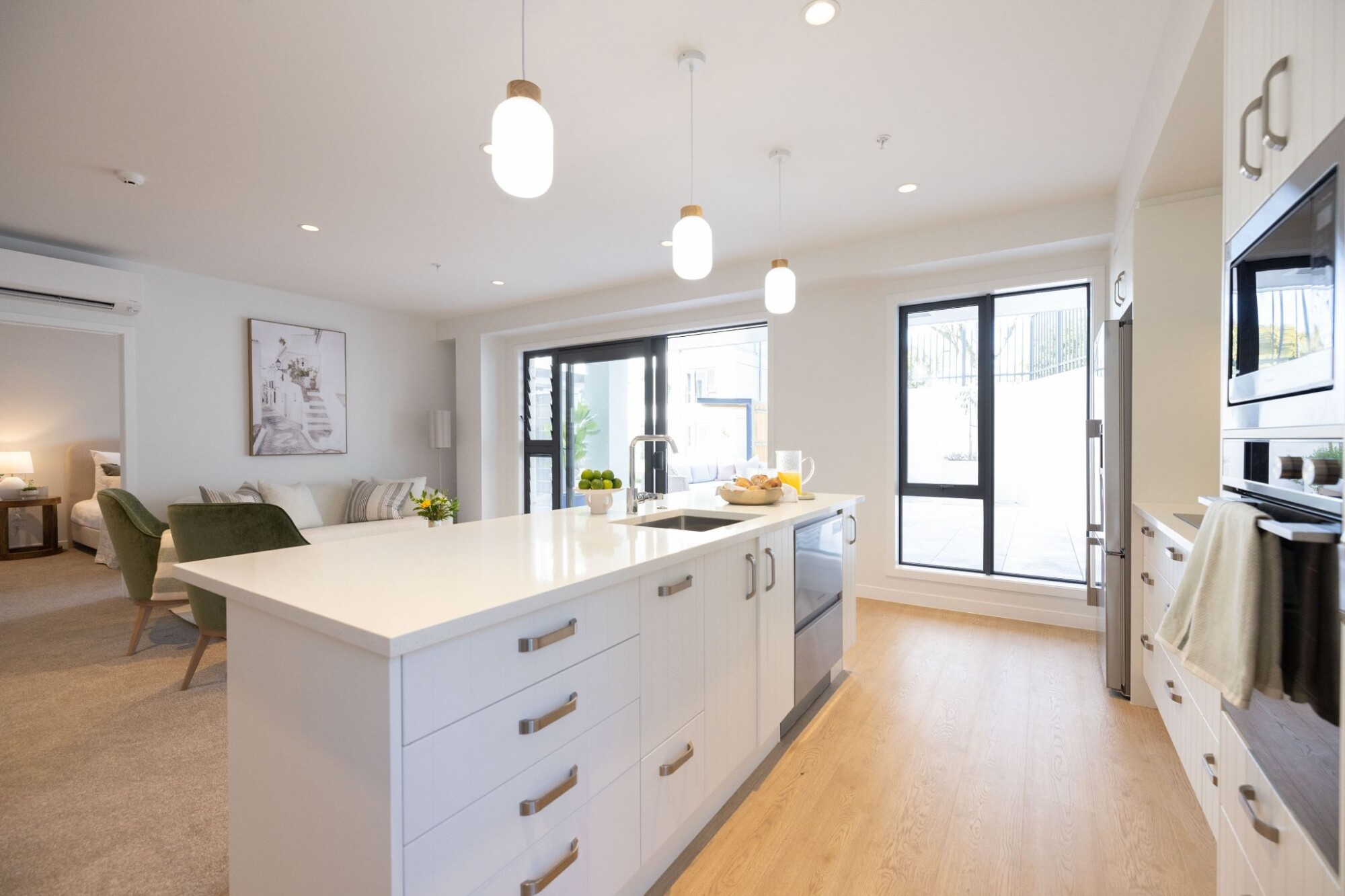 property carousel image 12