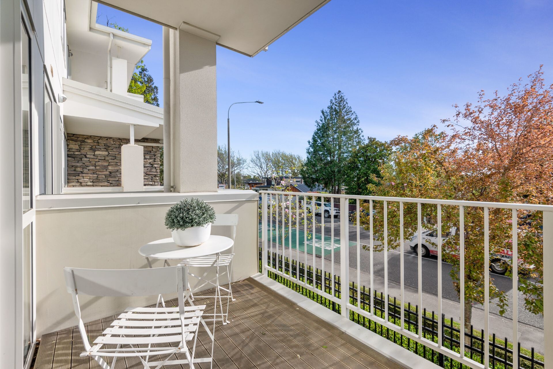 property carousel image 7