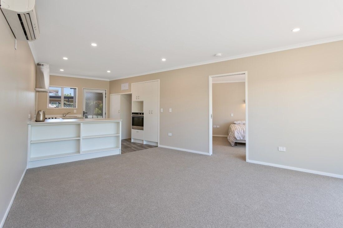 property carousel image 3