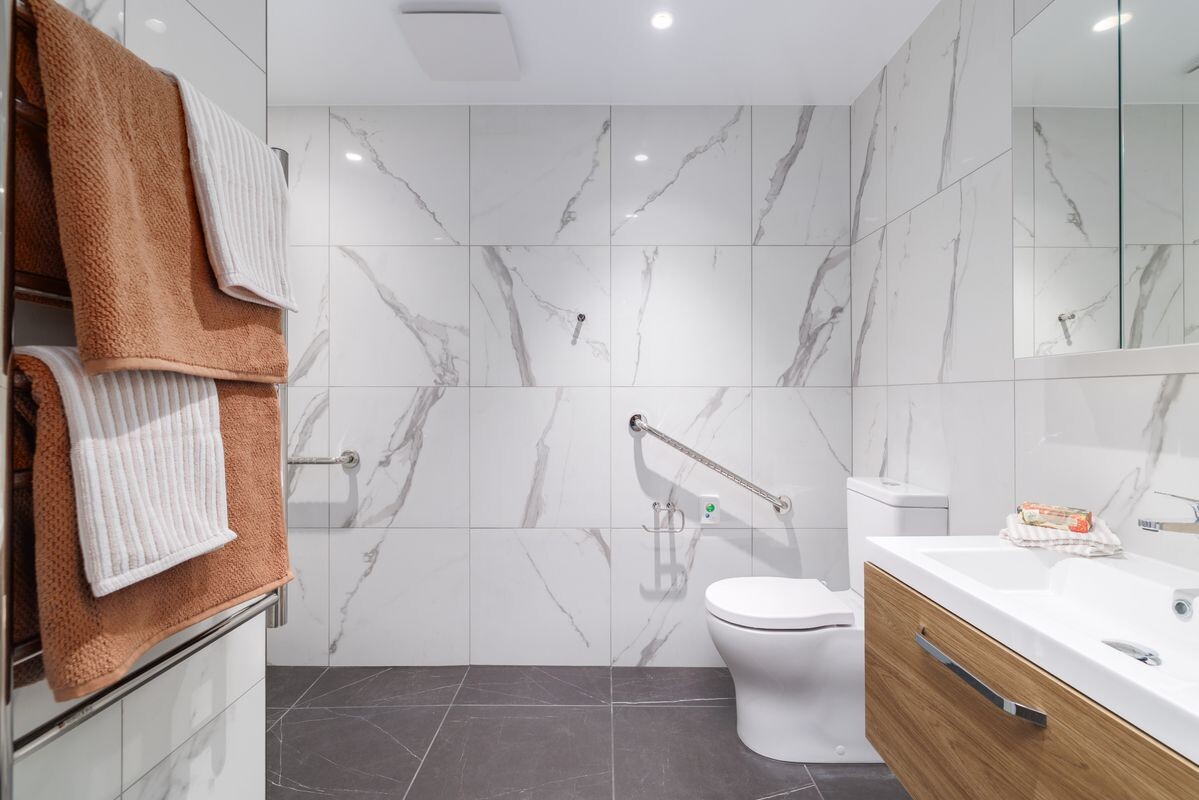 property carousel image 4