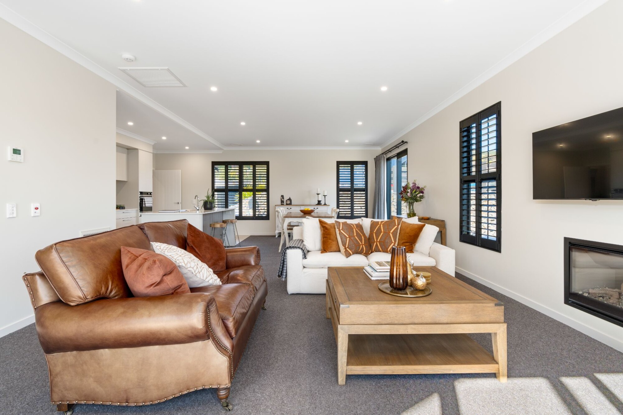 property carousel image 3