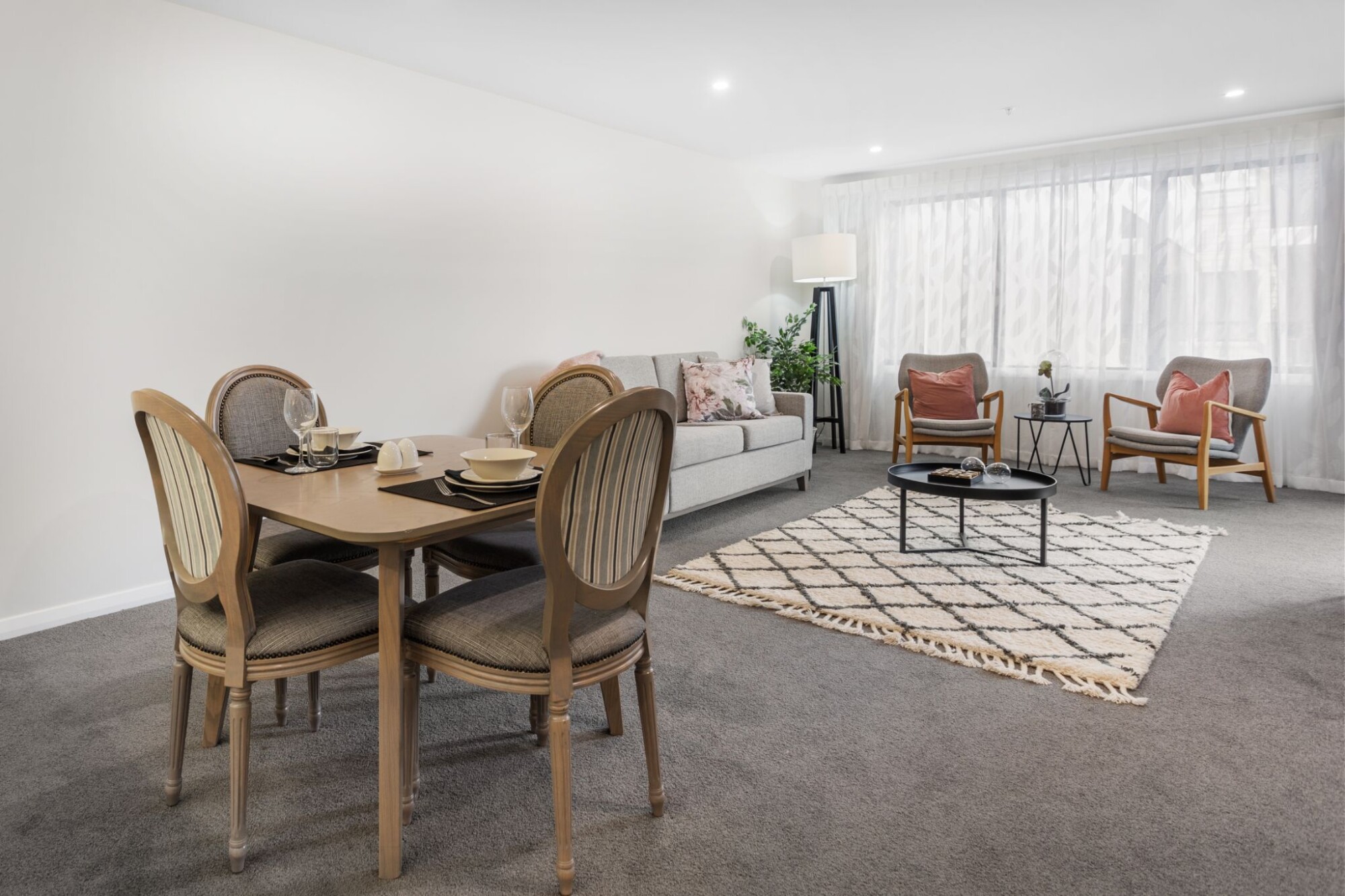 property carousel image 3