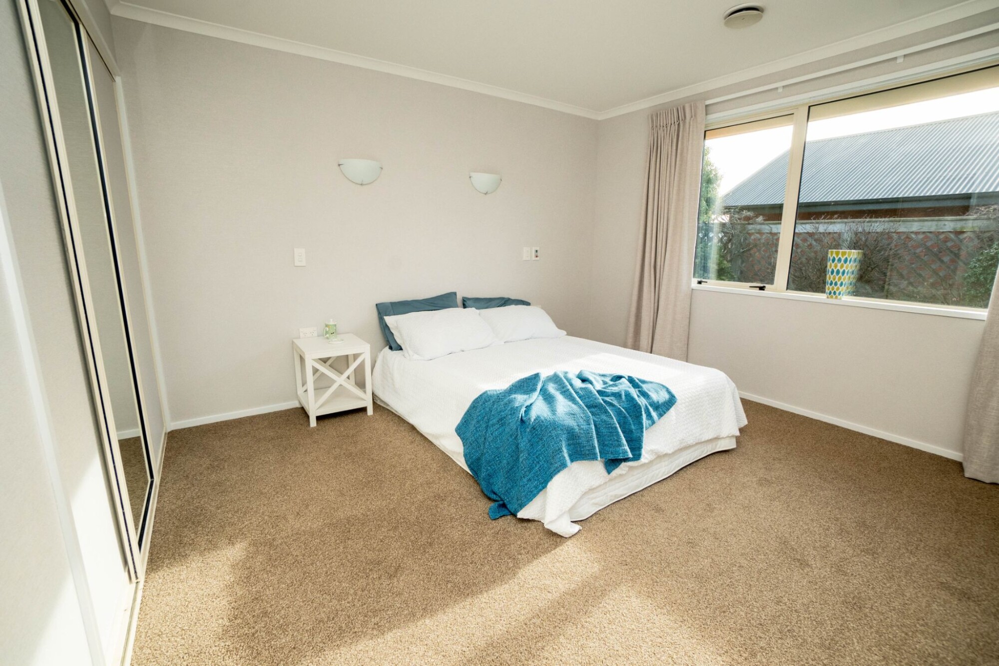property carousel image 3