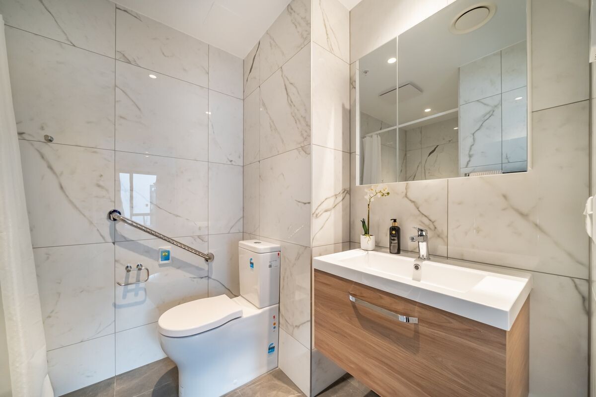 property carousel image 5