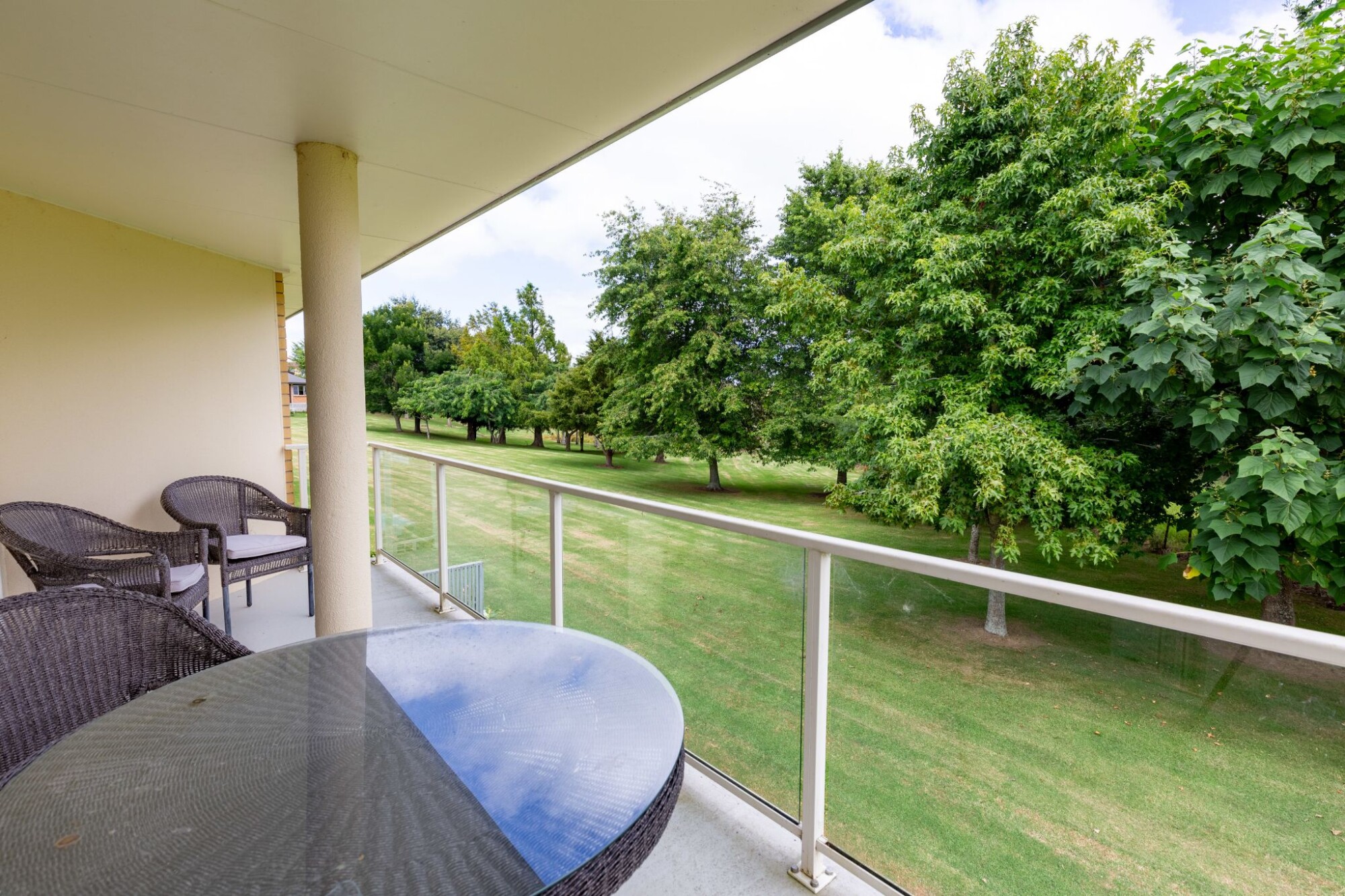 property carousel image 4