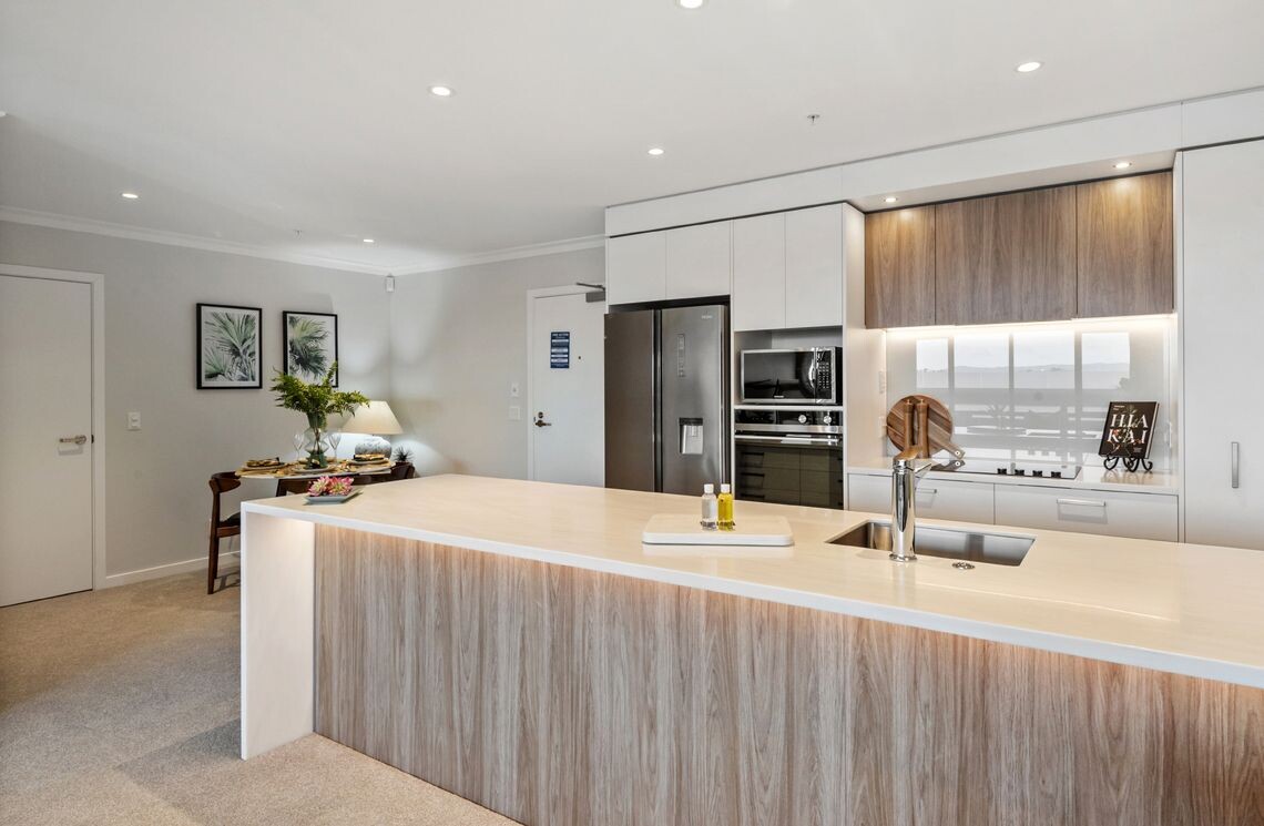 property carousel image 2