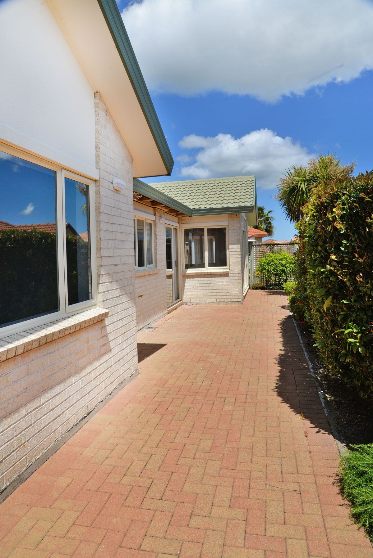 property carousel image 5