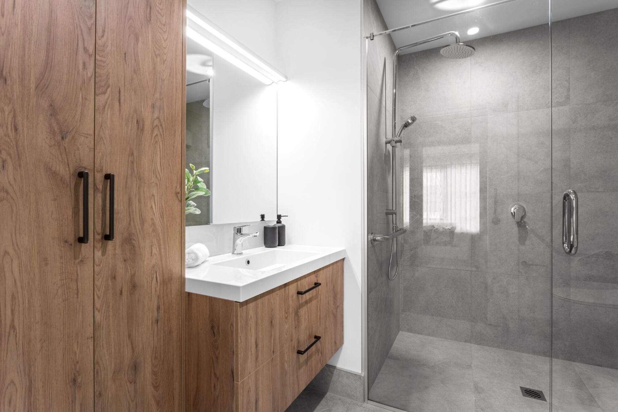 property carousel image 11