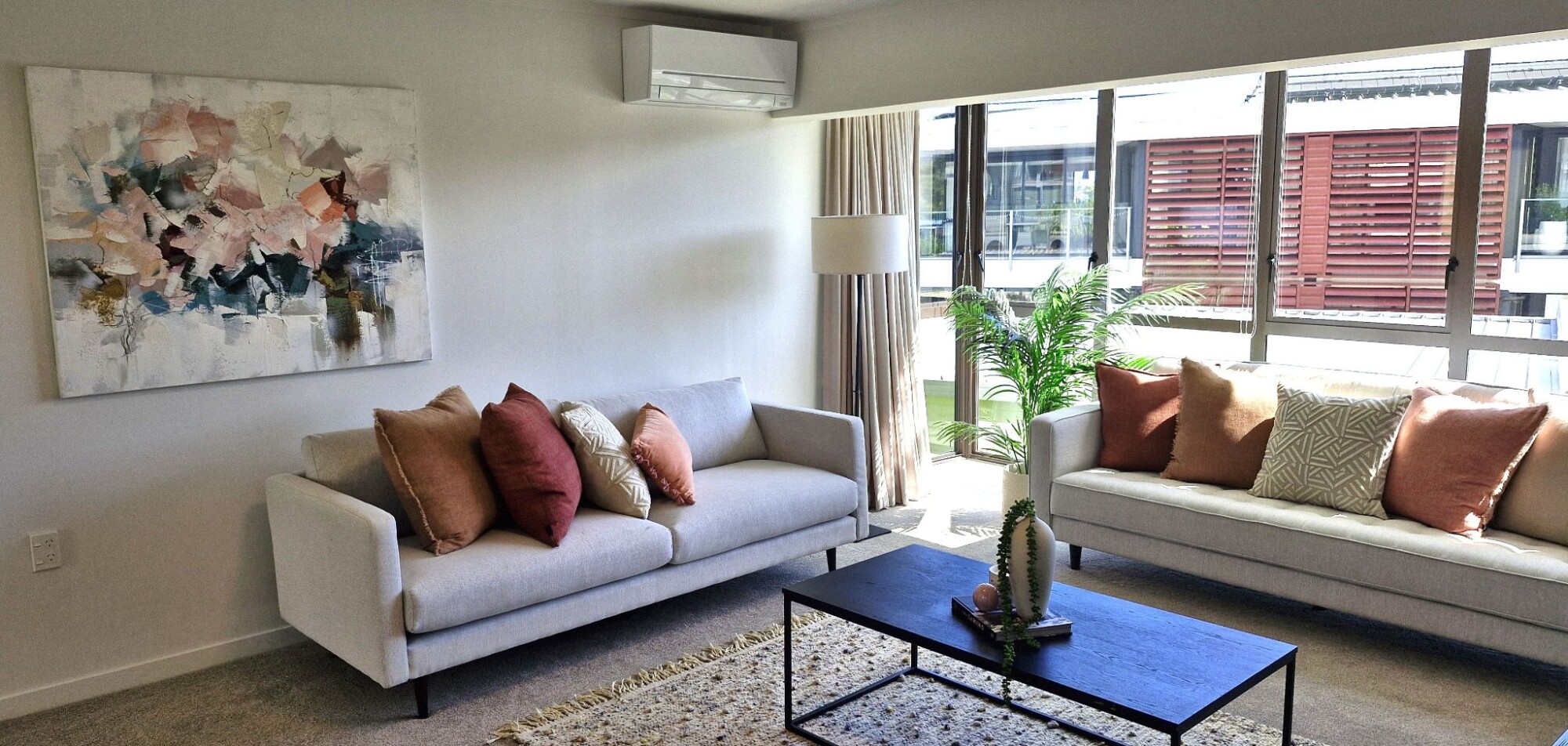 property carousel image 2