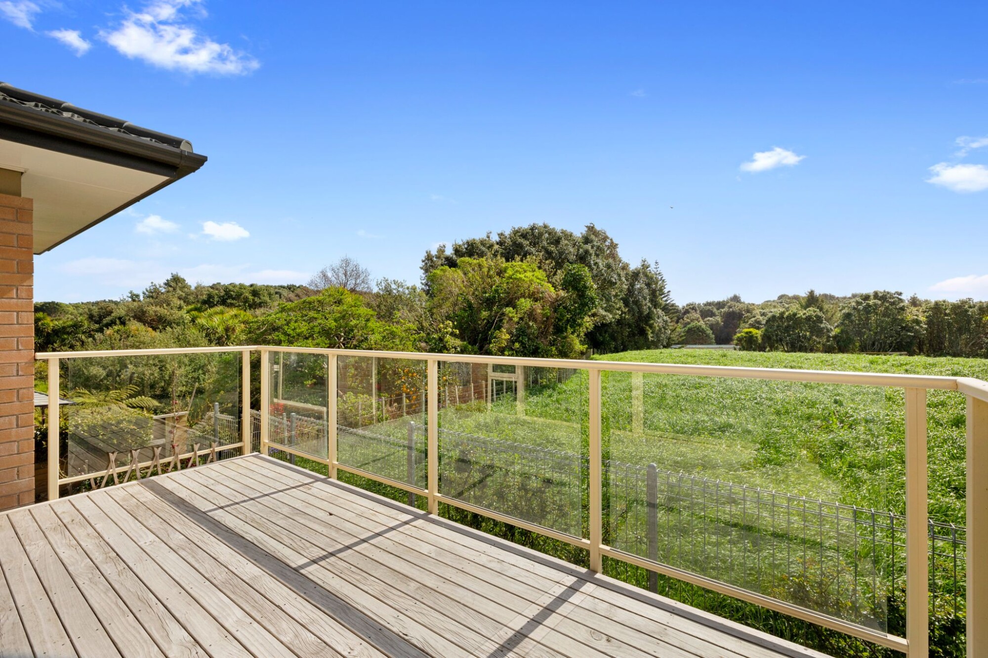 property carousel image 20