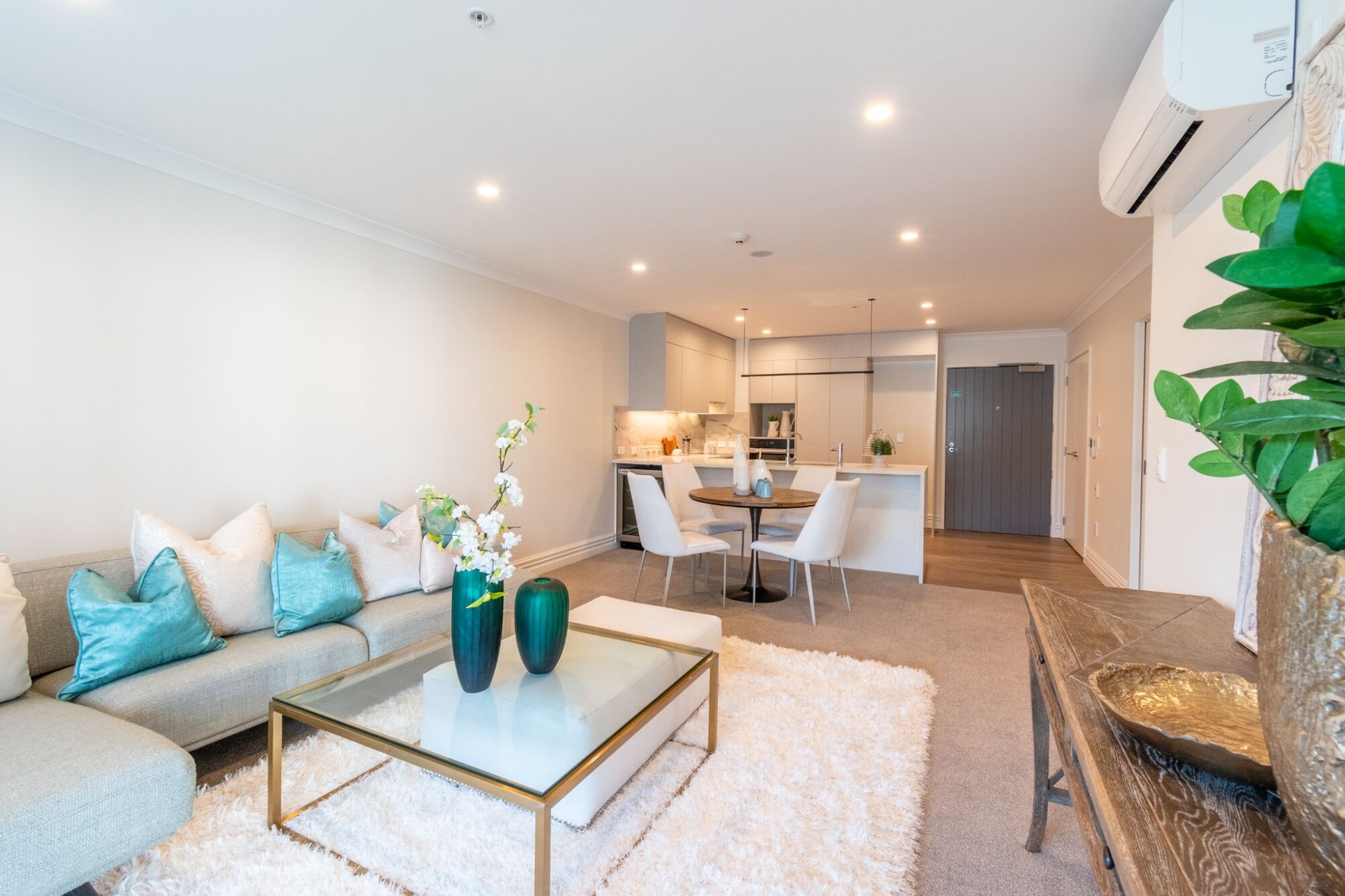 property carousel image 6