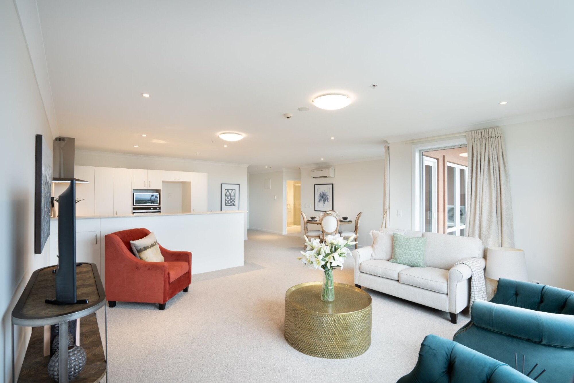 property carousel image 1