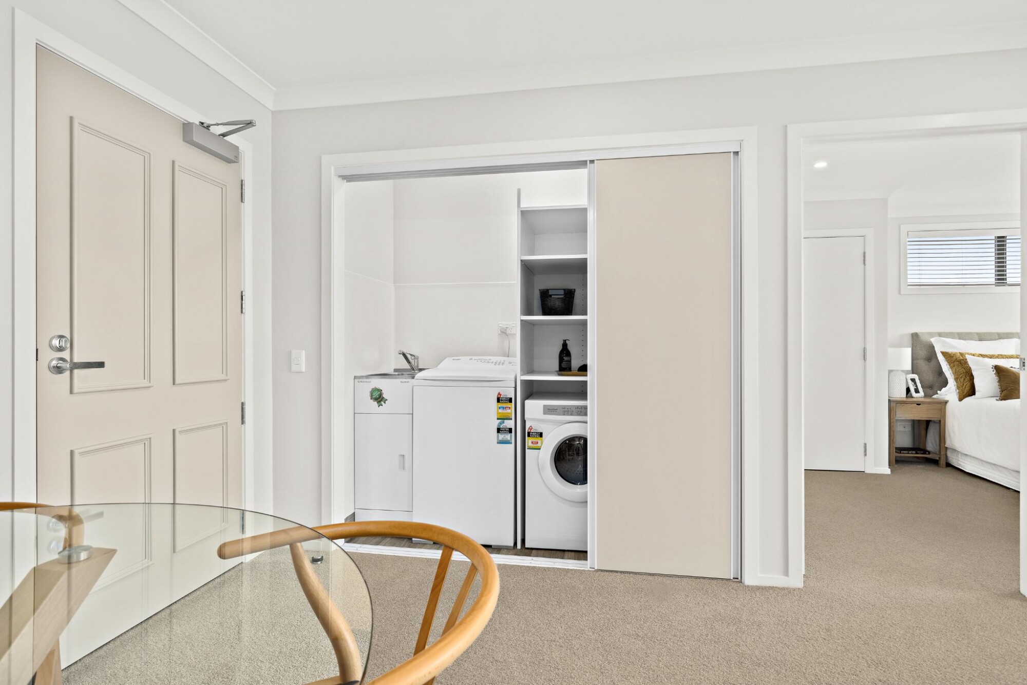 property carousel image 11