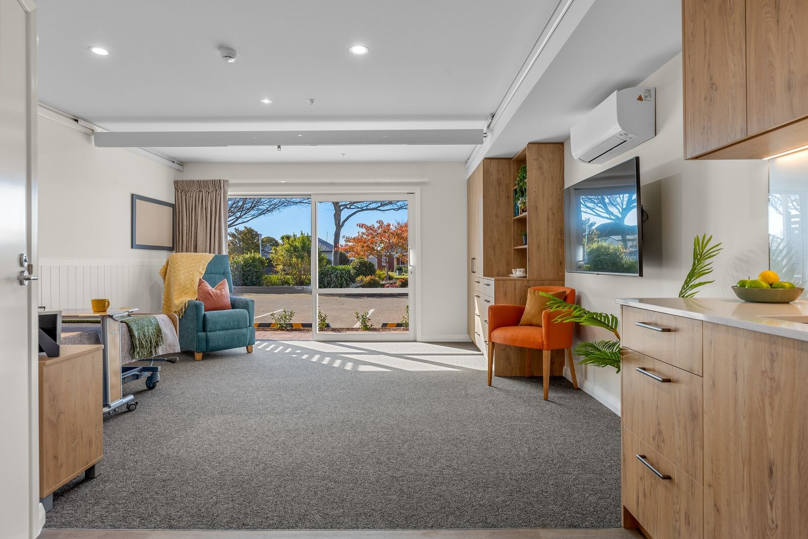 property carousel image 1