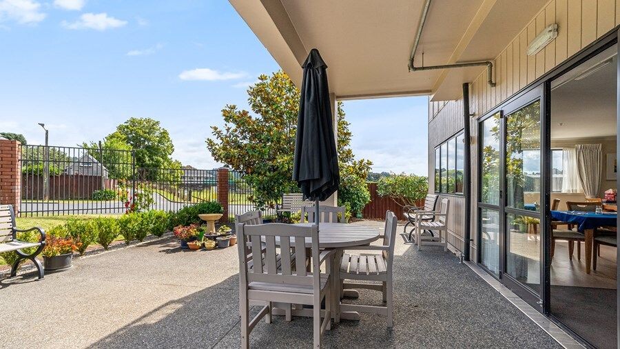 property carousel image 19