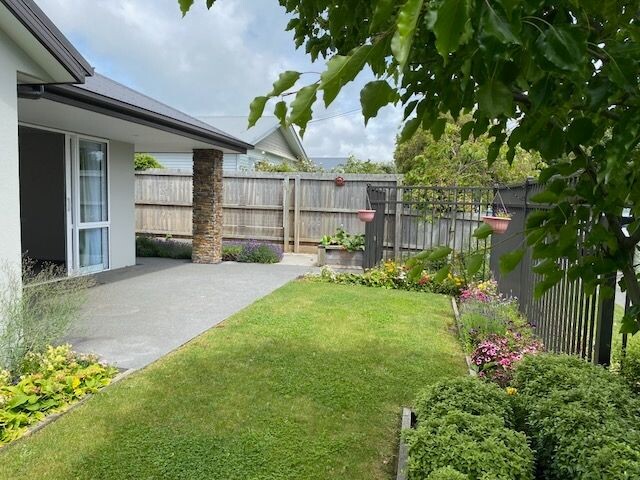 property carousel image 16