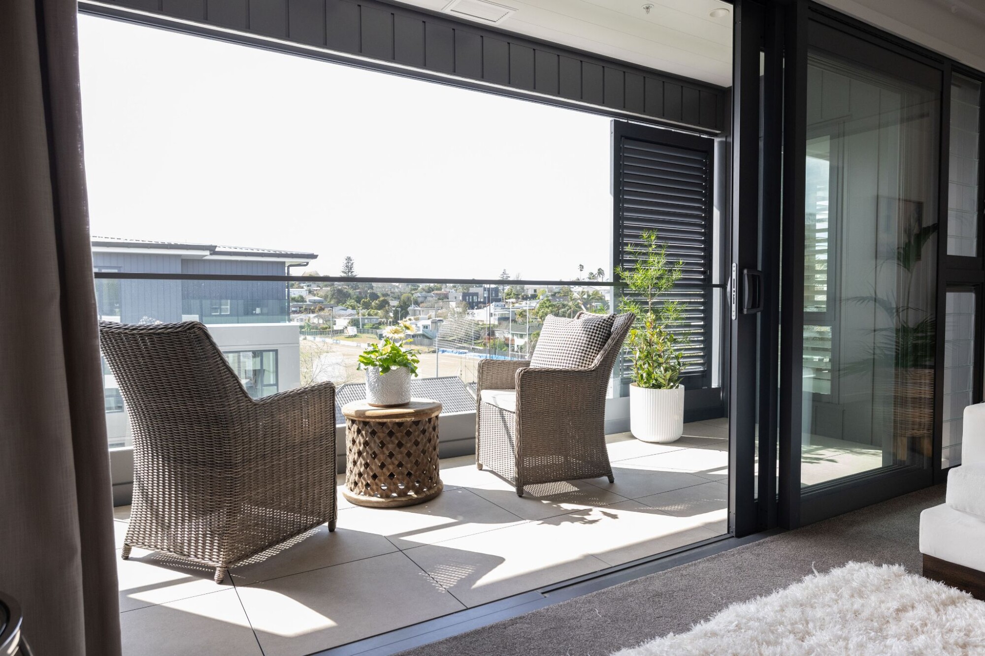 property carousel image 7