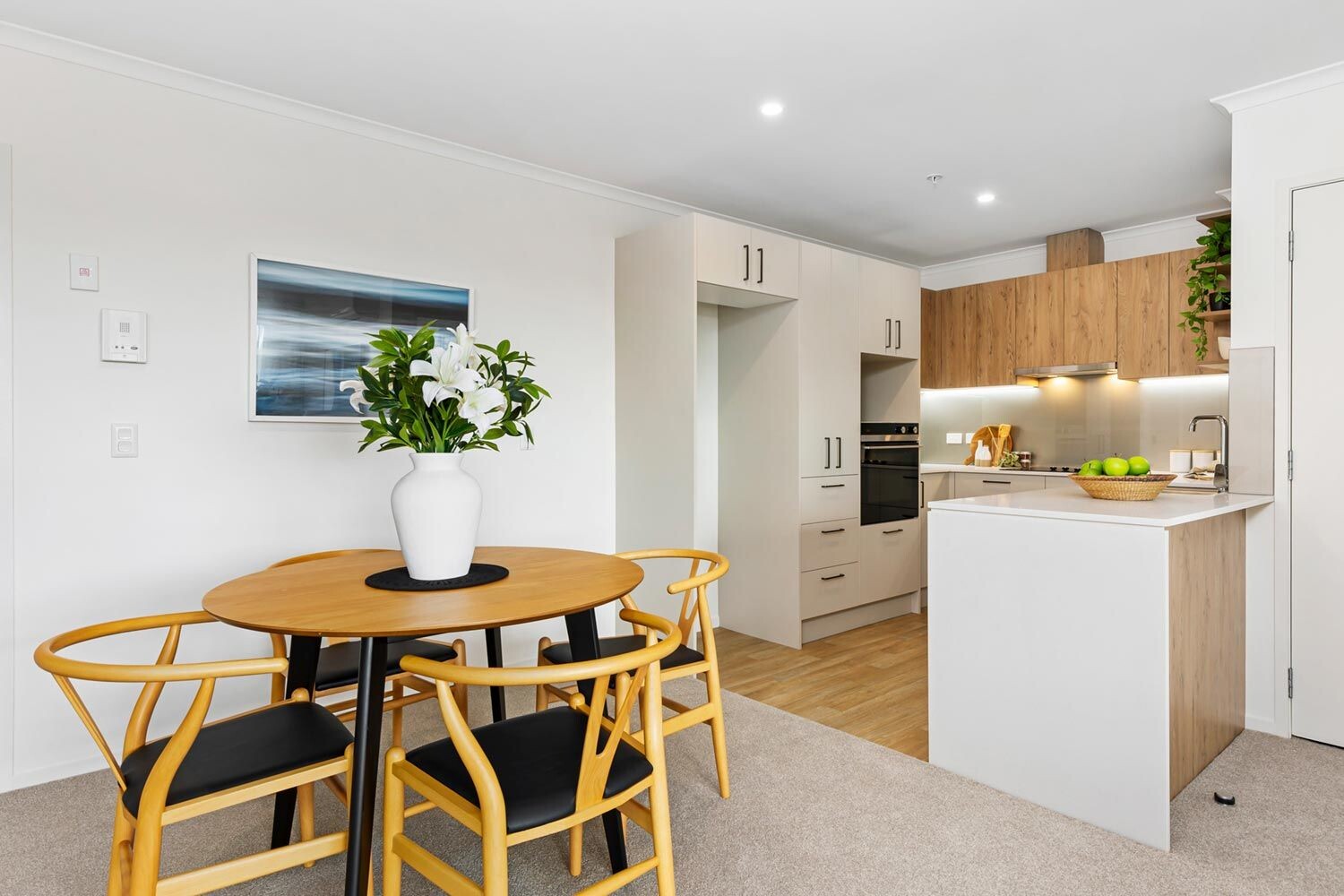 property carousel image 3