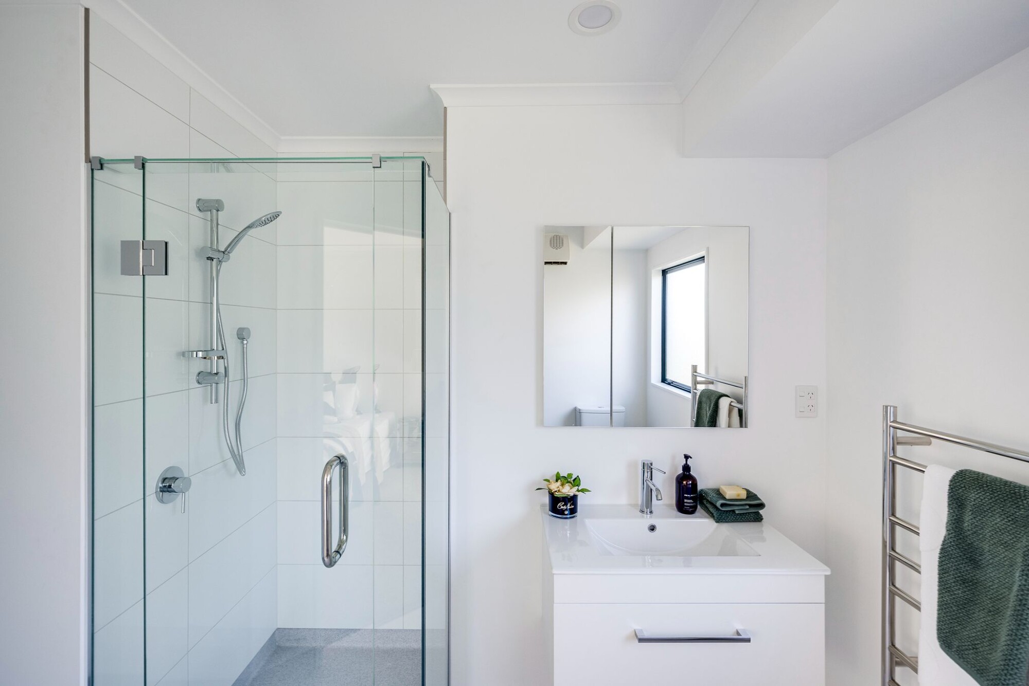 property carousel image 9