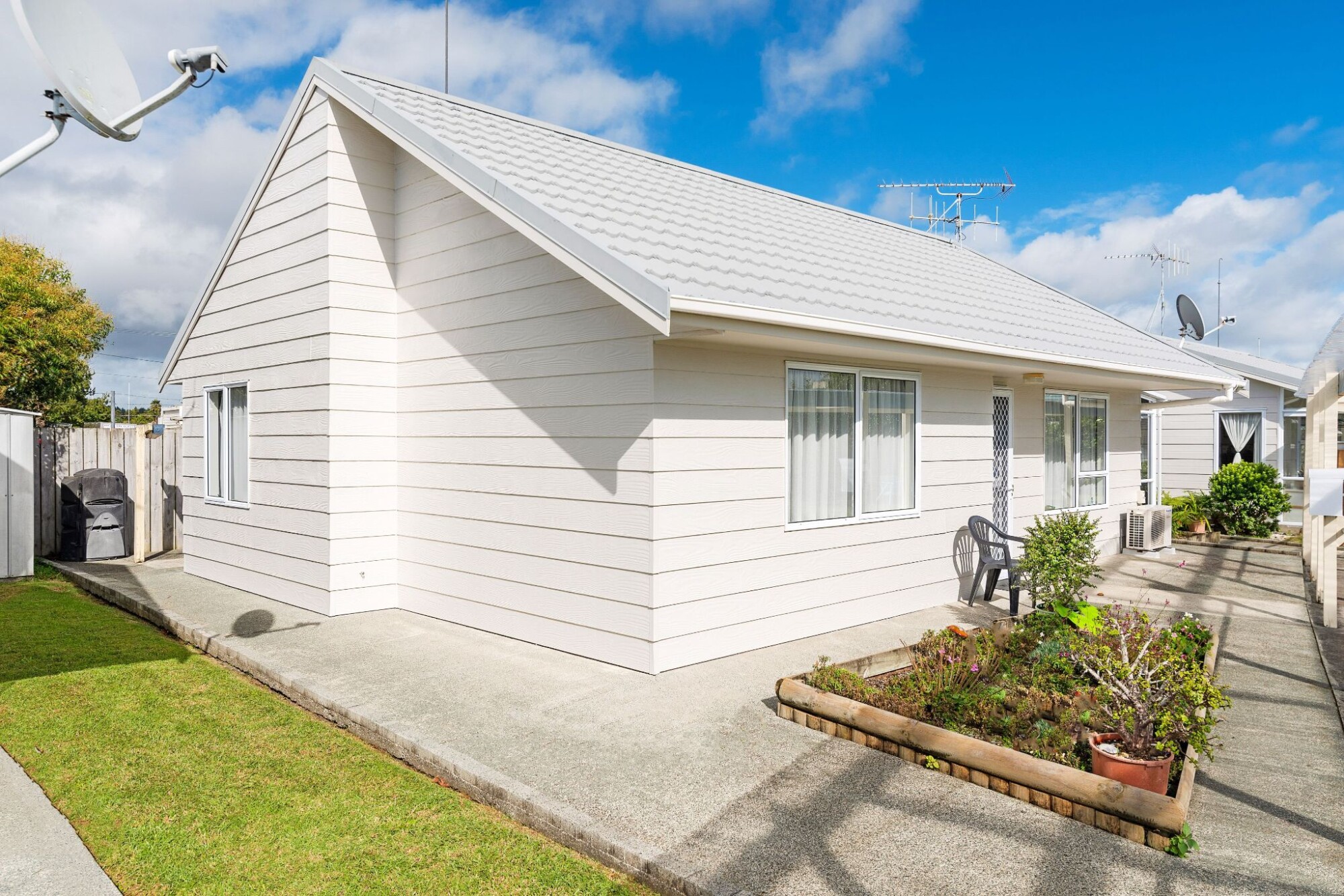 property carousel image 3