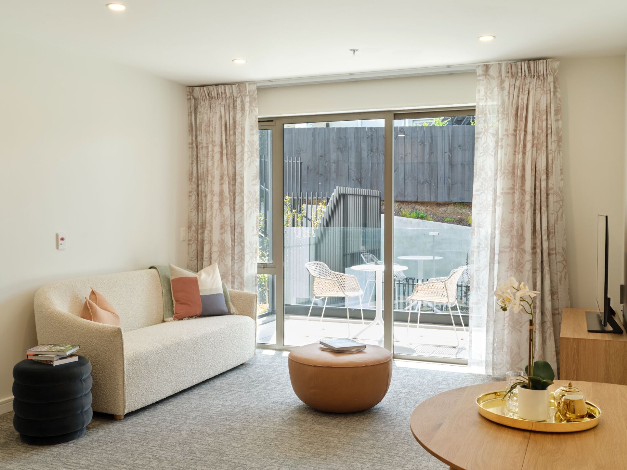 property carousel image 1