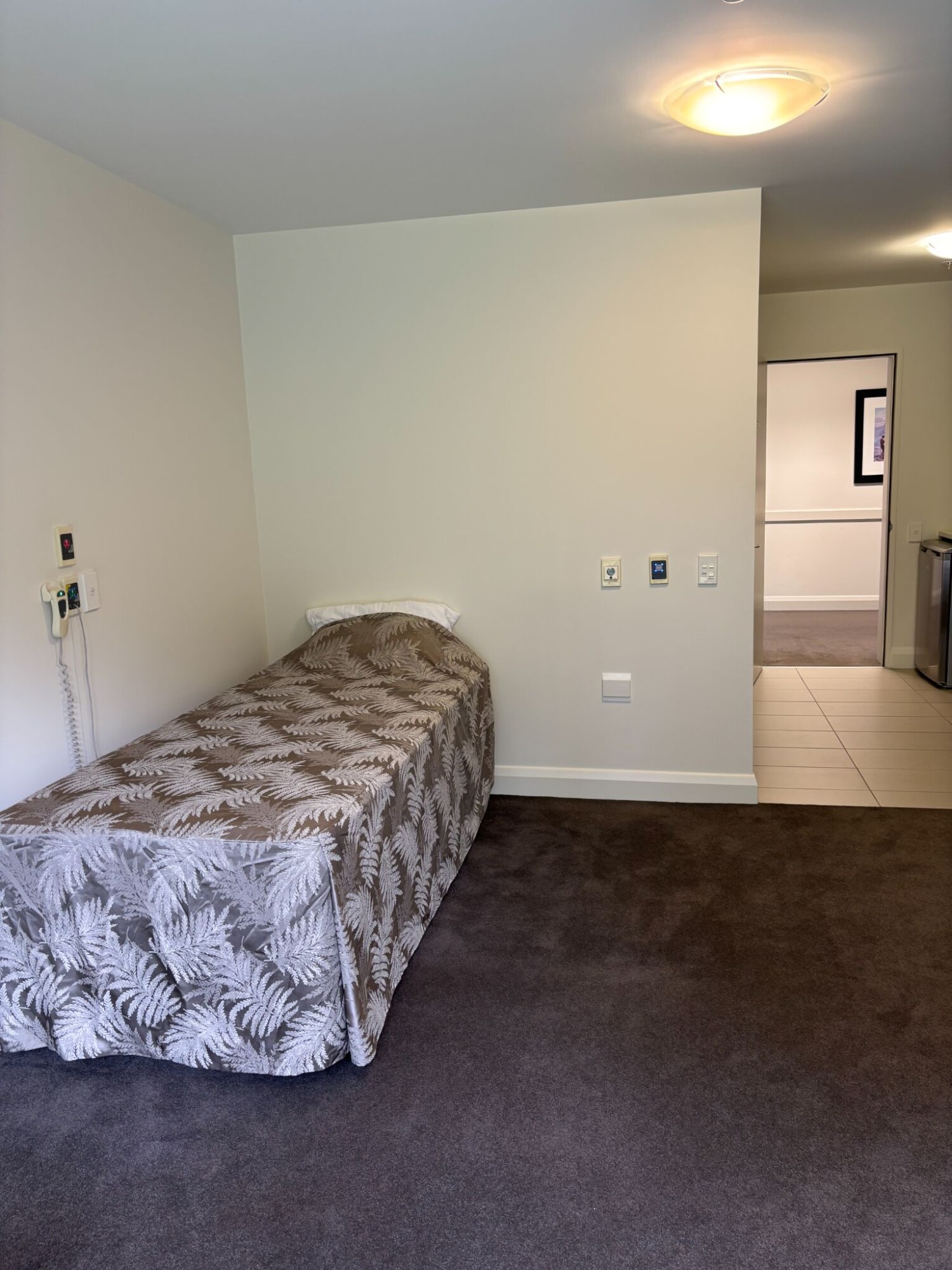 property carousel image 2