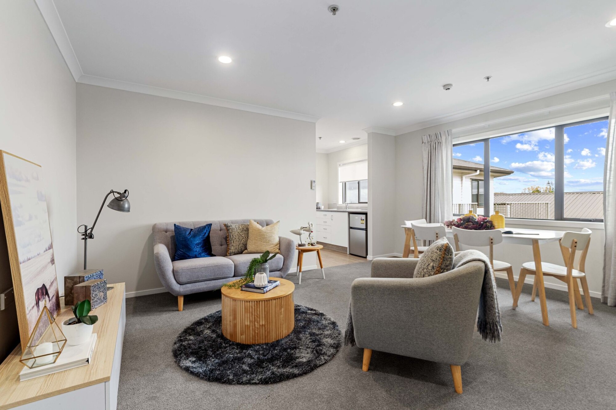 property carousel image 1