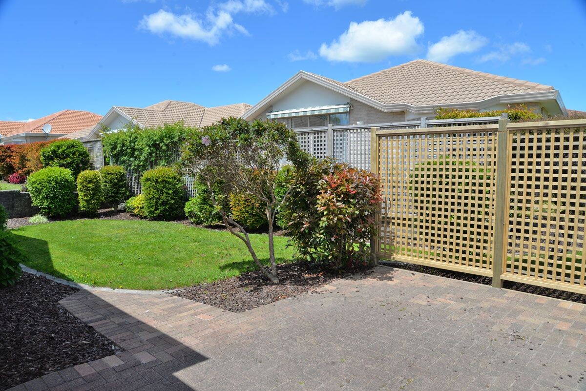 property carousel image 3