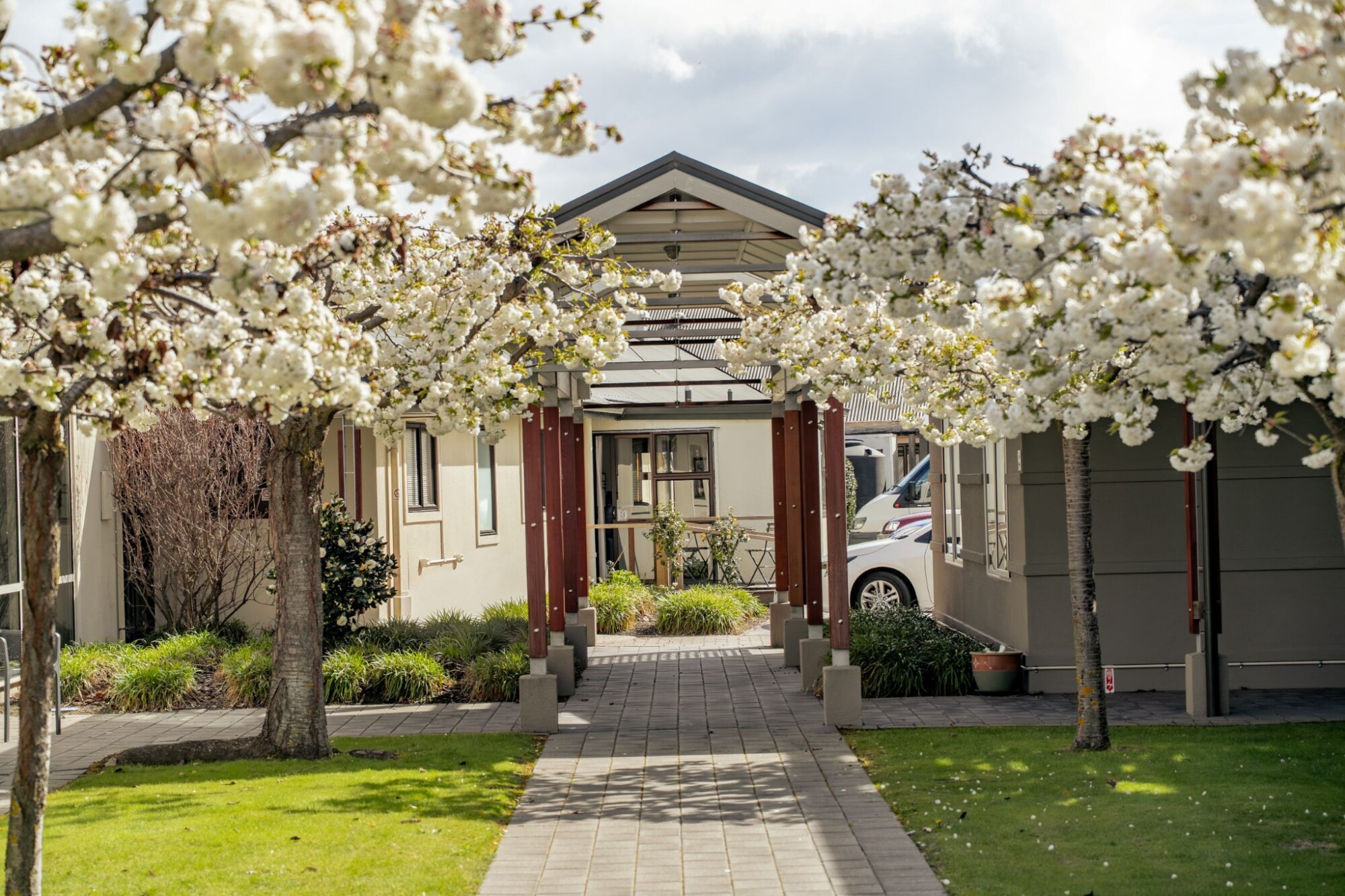 property carousel image 10