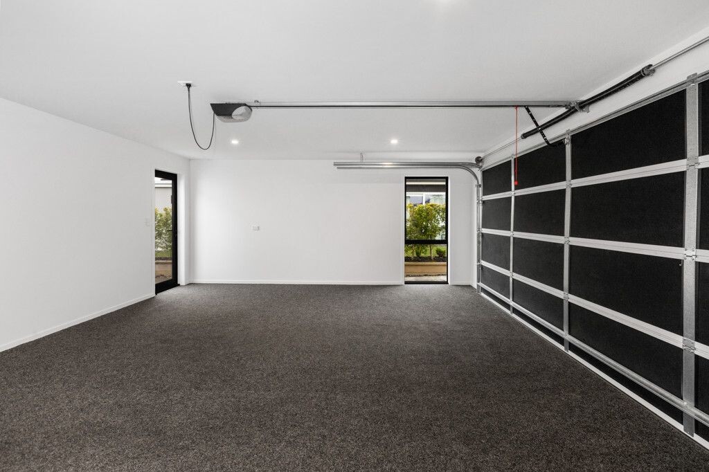 property carousel image 17