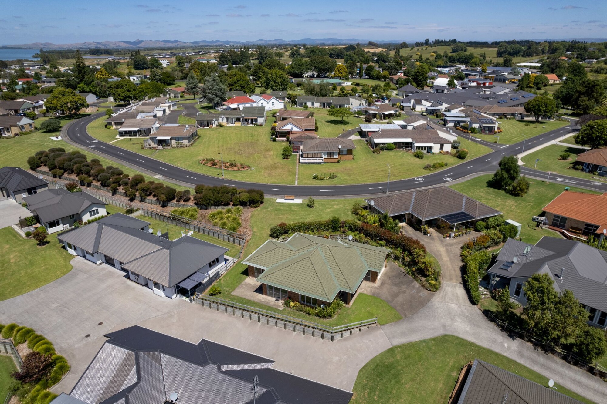 property carousel image 15