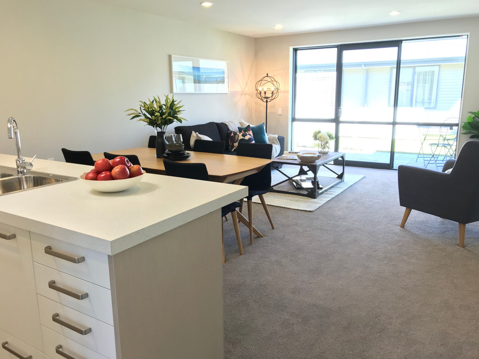 property carousel image 3