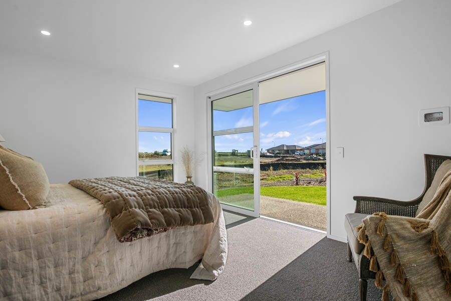 property carousel image 8
