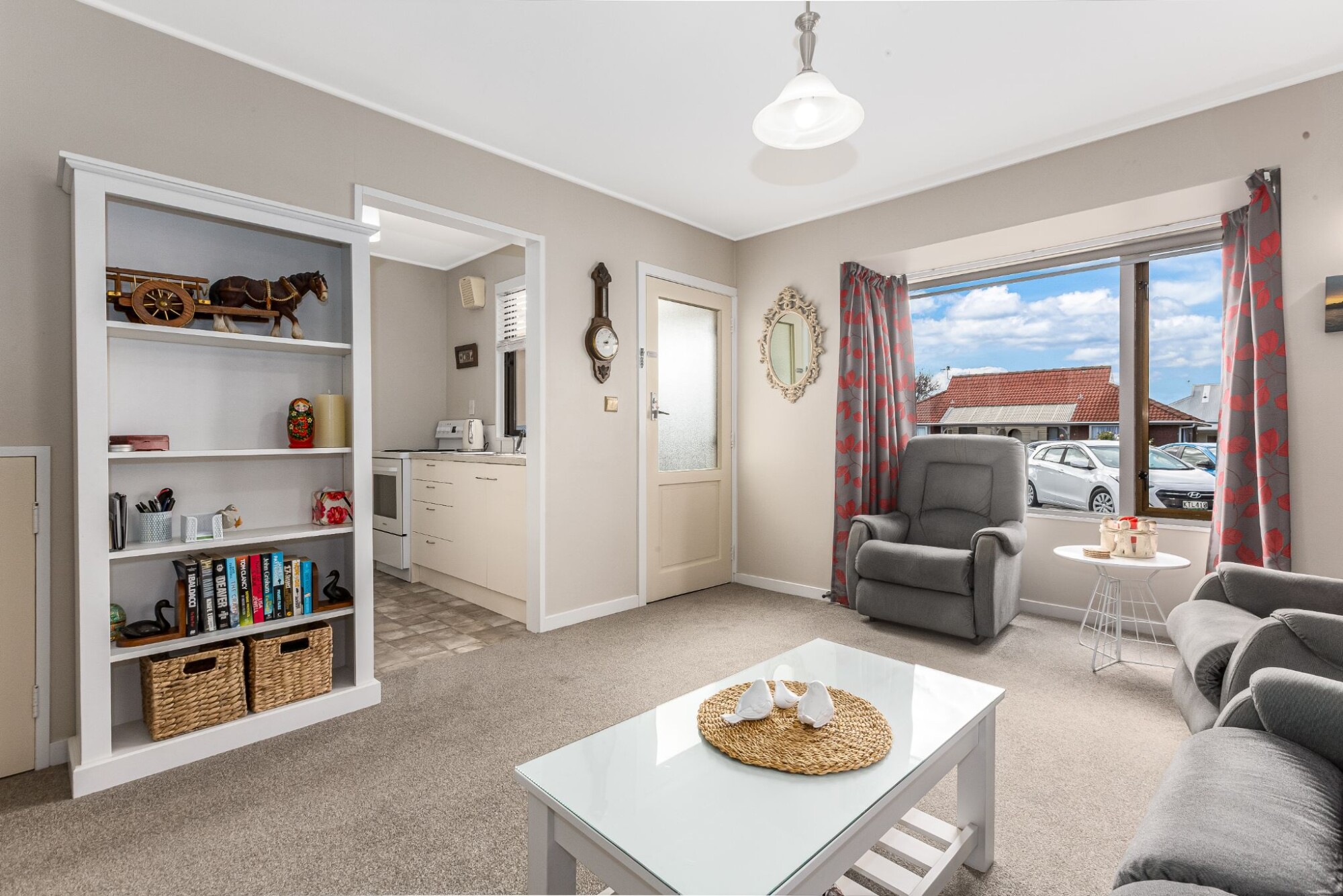 property carousel image 6