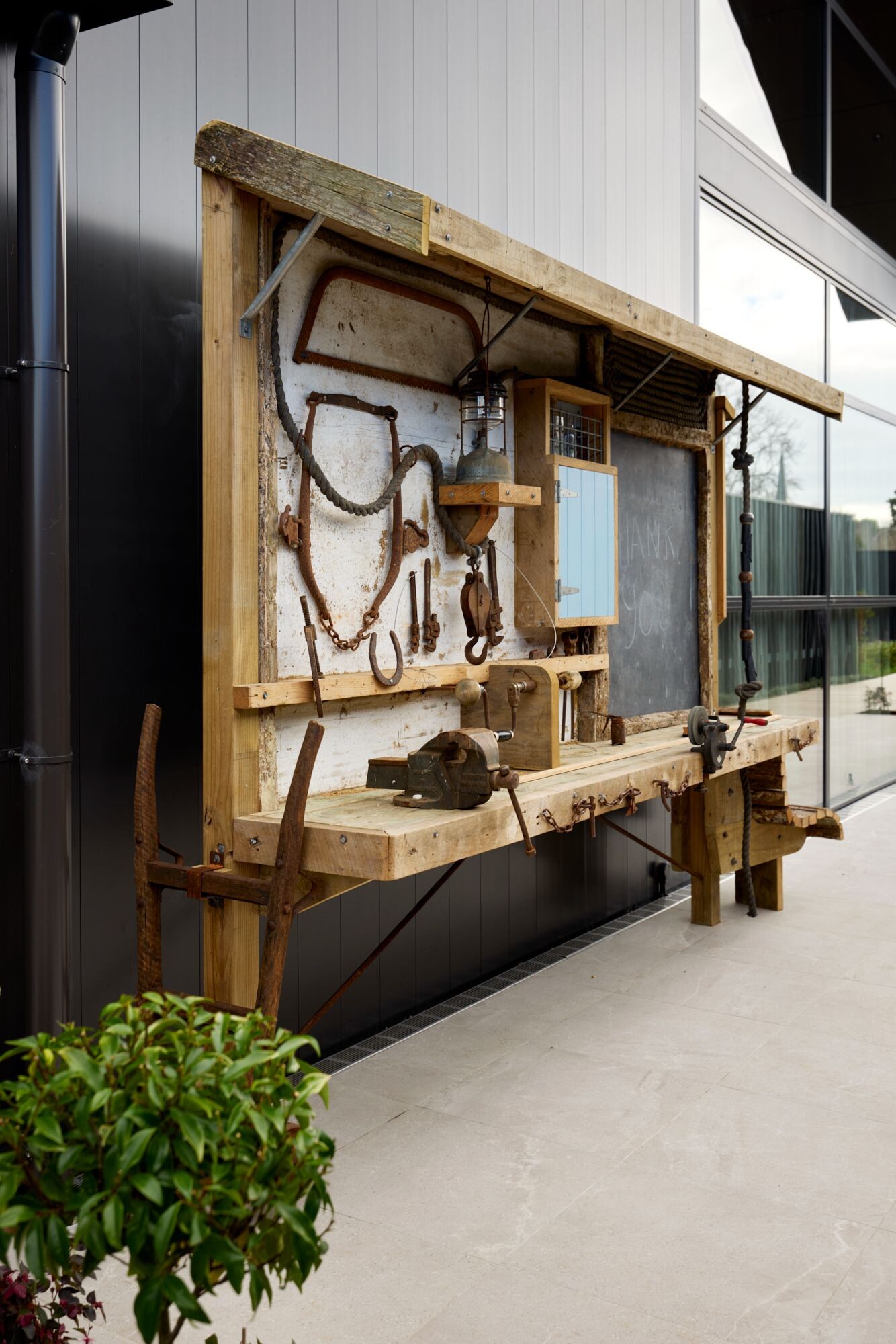 property carousel image 8